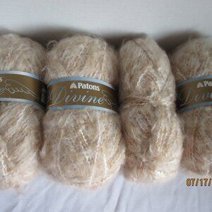 4 Skeins Paton's Divine Soft Earth Acrylic Mohair Yarn. 4 Skeins/Same color Lot